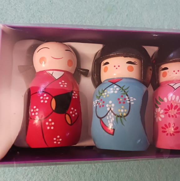 Colorful Kokeshi Doll Napkin Rings Set 4, Wooden Hand Painted - Picture 9 of 11